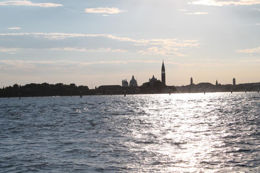 Appartamento Calle Dei Preti Venice Exterior photo