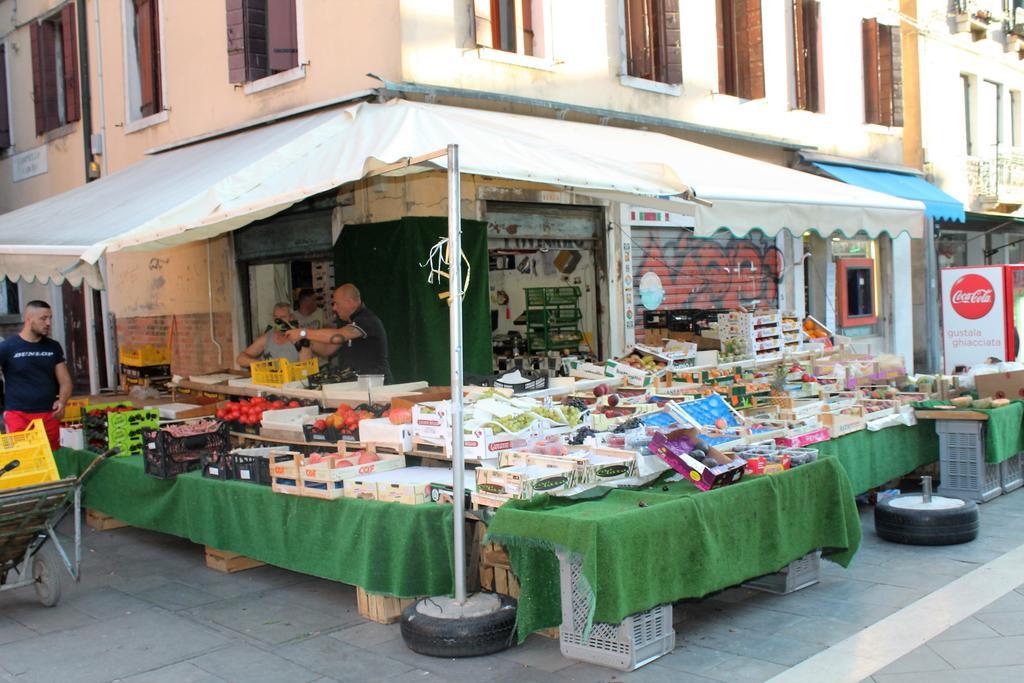 Appartamento Calle Dei Preti Venice Exterior photo