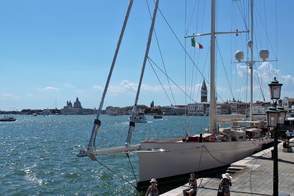 Appartamento Calle Dei Preti Venice Exterior photo