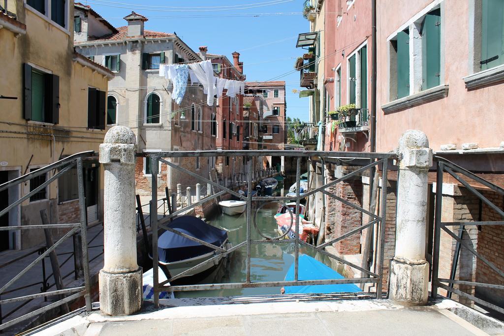 Appartamento Calle Dei Preti Venice Exterior photo